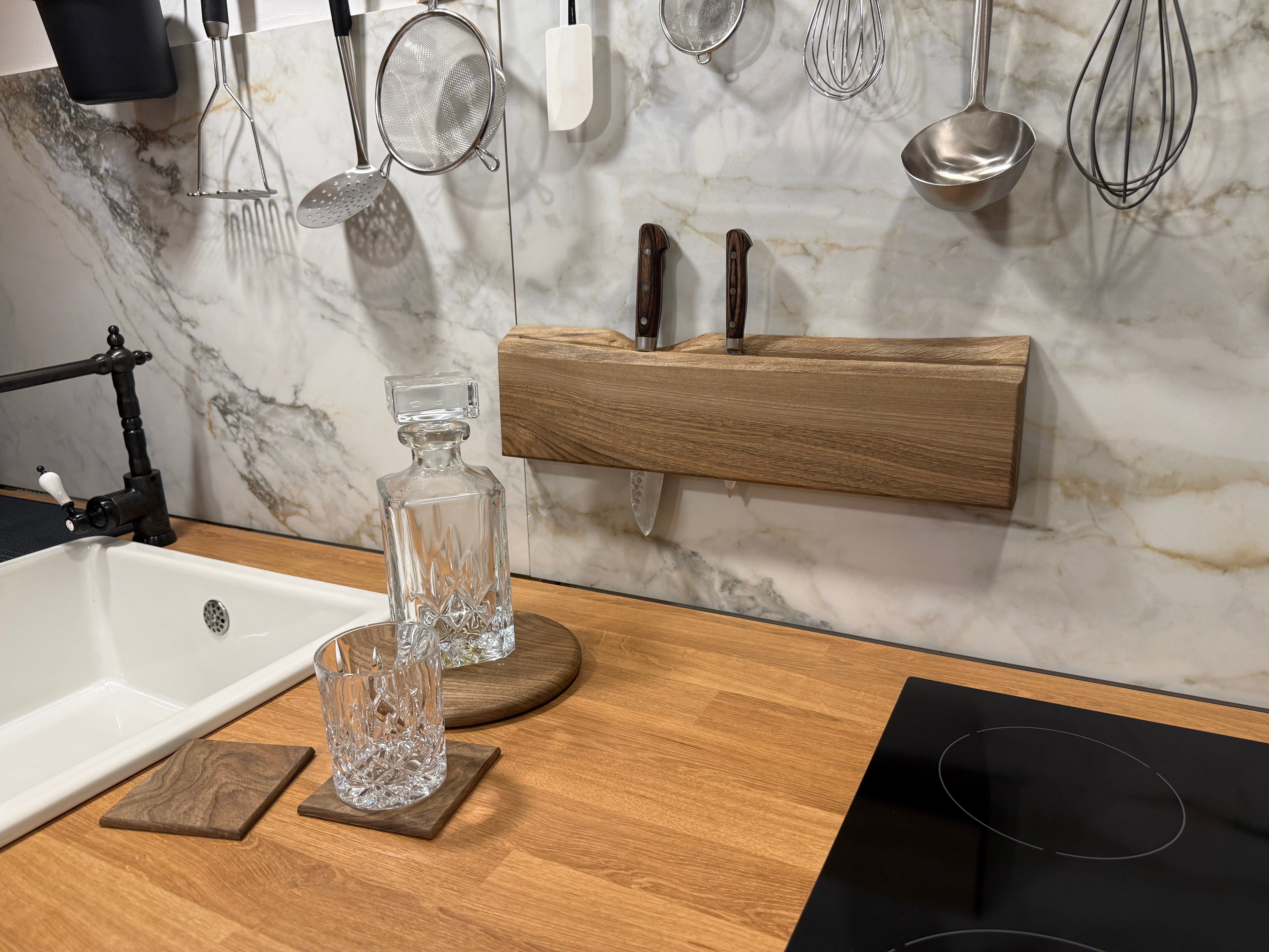 Walnut Flat Wall Knife Holder