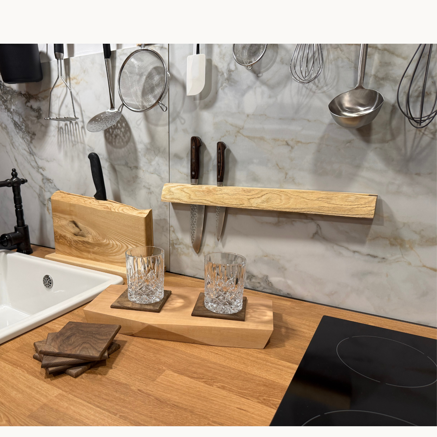 Ash Wall Knife Holder